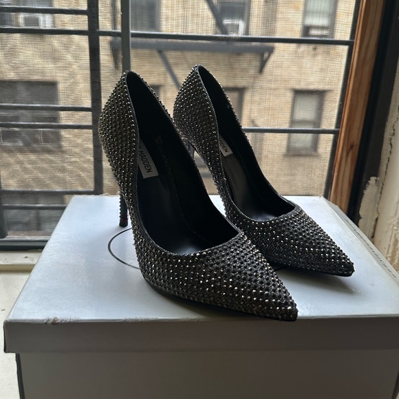 Steve Madden Rhinestone heels - Picture 4 of 7